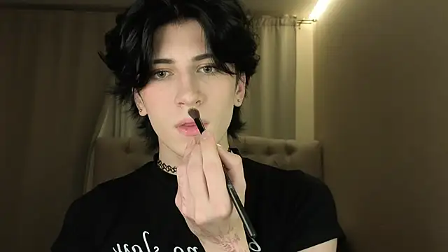 Snapshot of Oliver_star_boy_ chatting on 18, 4, 2026 Oliver star boy online show from 18, 4, 2026