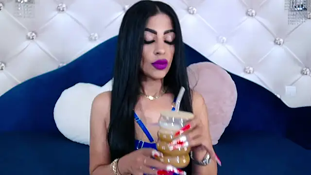 NoirKaylah online show from 2, 4, 2026