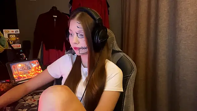 Snapshot of Softixq chatting on 31, 10, 2025 Softixq online show from 31, 10, 2025