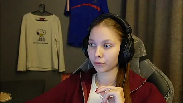 Snapshot of Softixq chatting on 15, 11, 2025 Softixq online show from 15, 11, 2025