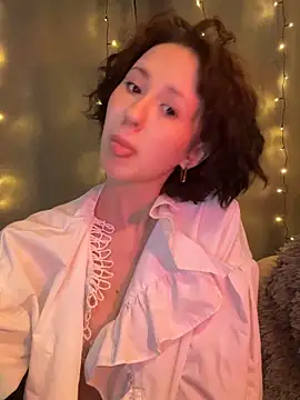 Snapshot of RimaLins chatting on 18, 12, 2025 RimaLins online show from 18, 12, 2025