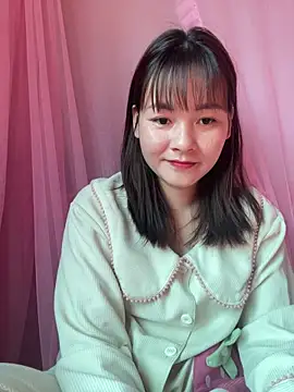 Snapshot of Star_fruit chatting on 27, 11, 2025 Star fruit online show from 27, 11, 2025