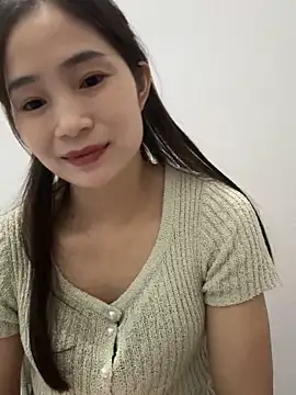 Snapshot of Pig_pig11 chatting on 13, 11, 2025 Pig pig11 online show from 13, 11, 2025