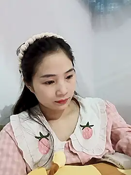 Snapshot of Pig_pig11 chatting on 4, 12, 2025 Pig pig11 online show from 4, 12, 2025