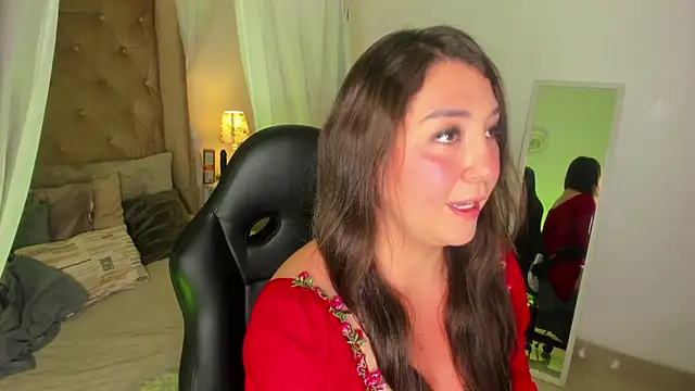 Snapshot of Myla_mayfield chatting on 18, 11, 2025 Myla mayfield online show from 18, 11, 2025