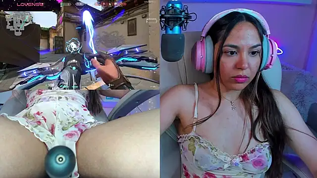 VenusIsLove  online show from 2, 2, 2025