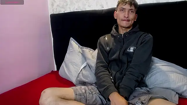 Snapshot of SavageLover_ chatting on 30, 11, 2025 SavageLover online show from 30, 11, 2025