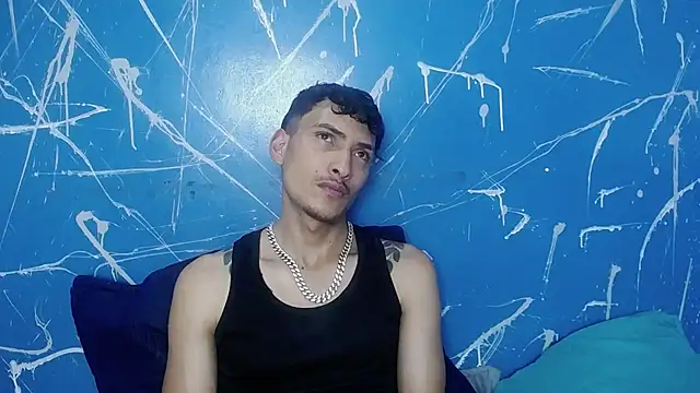 Snapshot of SavageLover_ chatting on 5, 12, 2025 SavageLover online show from 5, 12, 2025