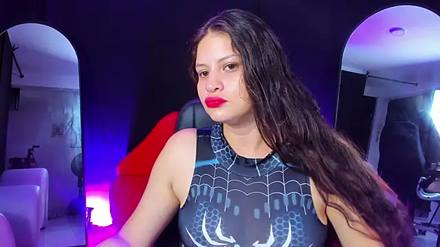 Snapshot of Esmesweet23 chatting on 30, 11, 2025 Esmesweet23 online show from 30, 11, 2025