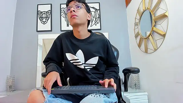 adams bobby online show from 29, 3, 2026