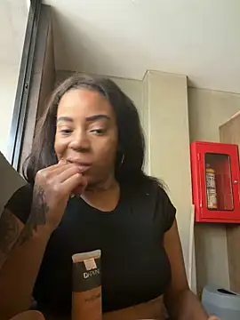Snapshot of loana_vegas chatting on 26, 5, 2026 loana vegas online show from 26, 5, 2026
