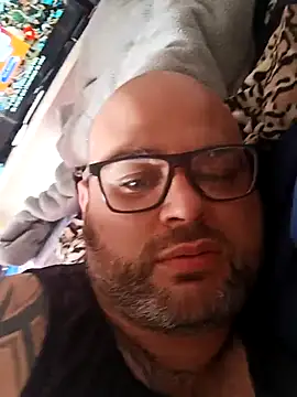 Snapshot of ursosvp chatting on 2, 11, 2025 ursosvp online show from 2, 11, 2025