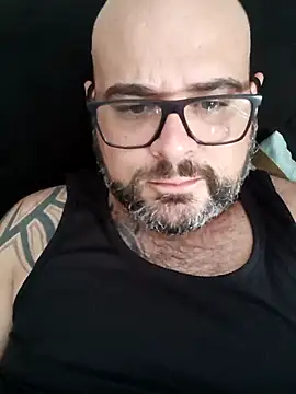 Snapshot of ursosvp chatting on 26, 4, 2026 ursosvp online show from 26, 4, 2026