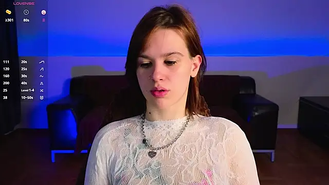 LoraPuffs online show from 22, 6, 2026