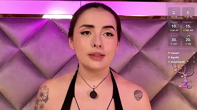 Snapshot of _giggy_2 chatting on 5, 11, 2025 giggy 2 online show from 5, 11, 2025