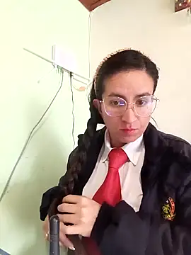 Snapshot of Valentina--1 chatting on 15, 11, 2025 Valentina--1 online show from 15, 11, 2025