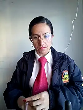 Snapshot of Valentina--1 chatting on 27, 11, 2025 Valentina--1 online show from 27, 11, 2025