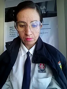 Snapshot of Valentina--1 chatting on 29, 11, 2025 Valentina--1 online show from 29, 11, 2025