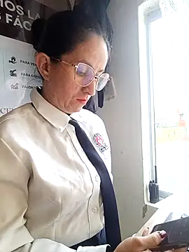 Snapshot of Valentina--1 chatting on 22, 12, 2025 Valentina--1 online show from 22, 12, 2025