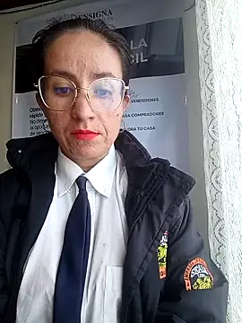 Snapshot of Valentina--1 chatting on 6, 1, 2026 Valentina--1 online show from 6, 1, 2026