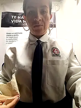 Snapshot of Valentina--1 chatting on 27, 4, 2026 Valentina--1 online show from 27, 4, 2026