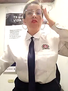 Snapshot of Valentina--1 chatting on 28, 4, 2026 Valentina--1 online show from 28, 4, 2026