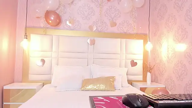 Snapshot of tall_hotgirl chatting on 31, 10, 2025 tall hotgirl online show from 31, 10, 2025