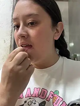 Snapshot of chanelketty chatting on 14, 12, 2025 chanelketty online show from 14, 12, 2025