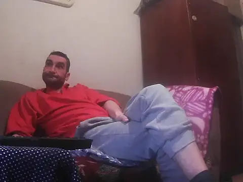 Snapshot of alin42xx chatting on 9, 11, 2025 alin42xx online show from 9, 11, 2025