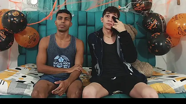 Snapshot of Hot_Boys_Latinos_X chatting on 29, 10, 2025 Hot Boys Latinos X online show from 29, 10, 2025