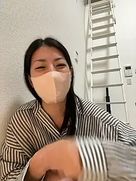 akimix xoxo online show from 23, 11, 2025