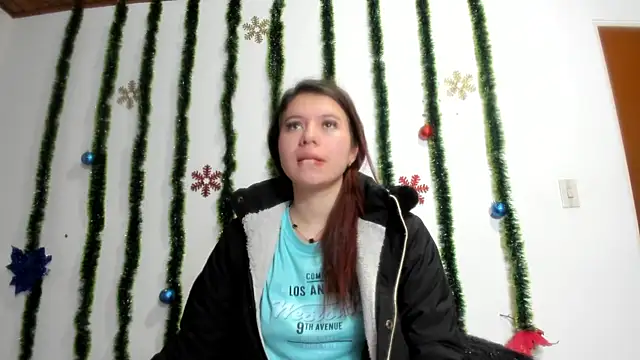 Snapshot of Vanessa_Martinz chatting on 14, 12, 2025 Vanessa Martinz online show from 14, 12, 2025