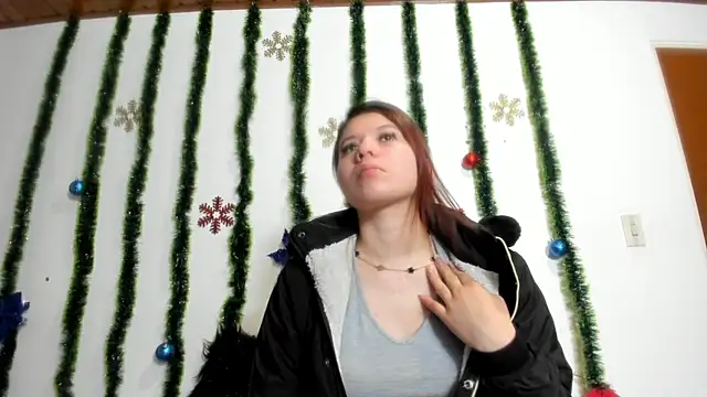 Snapshot of Vanessa_Martinz chatting on 16, 12, 2025 Vanessa Martinz online show from 16, 12, 2025