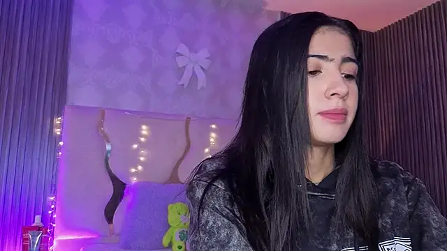 MAIILY TAY online show from 14, 1, 2026