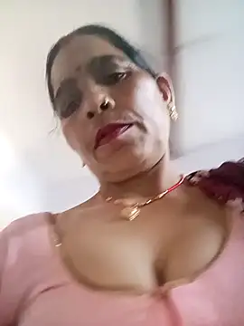 Snapshot of Indiangueen chatting on 5, 11, 2025 Indiangueen online show from 5, 11, 2025