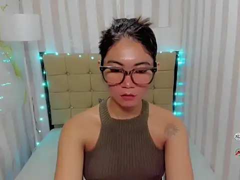 BigCockJade online show from 17, 4, 2026