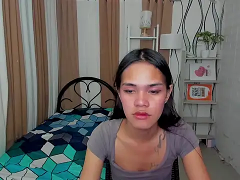 XxBigCockAliyahxX online show from 28, 10, 2025