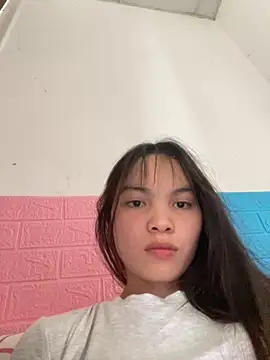 Snapshot of Tina_x chatting on 4, 12, 2025 Tina x online show from 4, 12, 2025