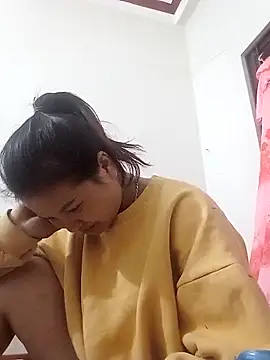 Snapshot of Beny_x chatting on 14, 11, 2025 Beny x online show from 14, 11, 2025