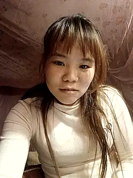 Snapshot of Bany_x chatting on 14, 12, 2025 Bany x online show from 14, 12, 2025