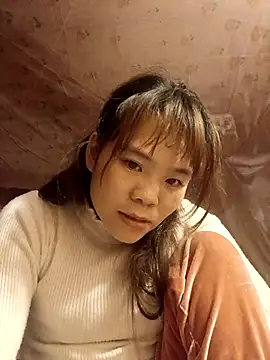 Snapshot of Bany_x chatting on 15, 12, 2025 Bany x online show from 15, 12, 2025