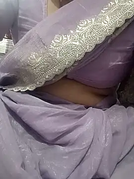 Snapshot of Best_couple2001 chatting on 1, 11, 2025 Best couple2001 online show from 1, 11, 2025