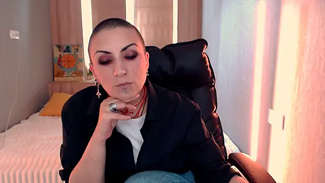 Sweet-n-Strong online show from 13, 7, 2026