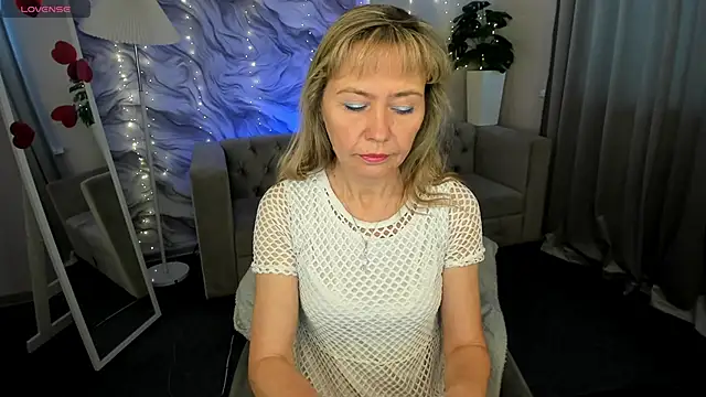 Carla Vogue online show from 6, 2, 2026