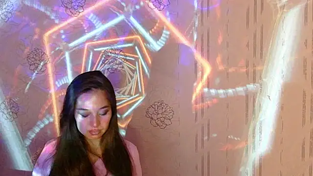 Snapshot of LumiHeart chatting on 18, 11, 2025 LumiHeart online show from 18, 11, 2025