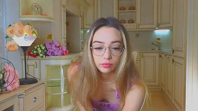 Snapshot of DeiraCharson chatting on 8, 11, 2025 DeiraCharson online show from 8, 11, 2025