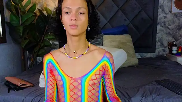 Snapshot of Indi_rave chatting on 4, 11, 2025 Indi rave online show from 4, 11, 2025