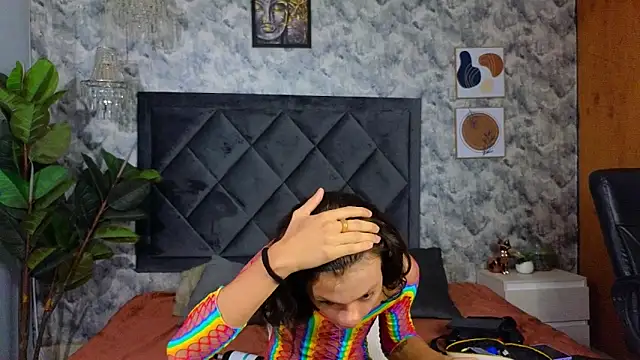 Snapshot of Indi_rave chatting on 11, 11, 2025 Indi rave online show from 11, 11, 2025