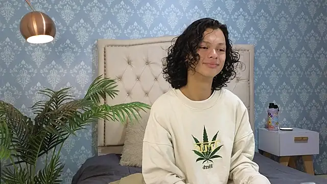 Snapshot of Indi_rave chatting on 16, 11, 2025 Indi rave online show from 16, 11, 2025