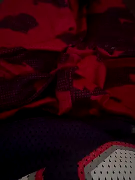 Snapshot of Quickcum2201 chatting on 23, 11, 2025 Quickcum2201 online show from 23, 11, 2025